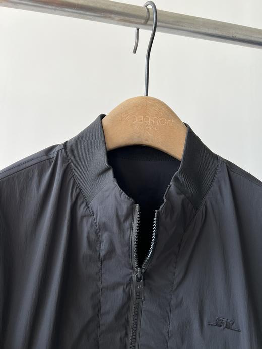 韩国🇰🇷高er夫J.L林德berGe24年秋季新款男士休闲商务夹克,纯原臻品，出口剩余，客供面料，YKK&JL原拉链，全包内衬，外面料磨砂质感，很软糯，透气性好，内衬也是很有高级感的 商品图4