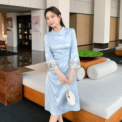 奢姿大码女装2025夏季气质立领旗袍裙子胖妹妹简约时尚减龄连衣裙9951801129 商品图1