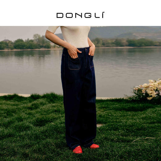 东黎 • 岛屿假日—沉星裤 女士春夏环保染前贴袋直筒裤 5322 商品图0