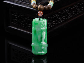 XY0261沉香+翡翠满色竹节挂件