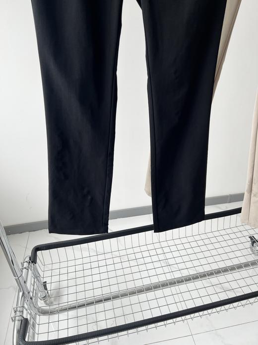 韩国订单，代购1400+ VOIvik高尔夫春款微喇商务休闲款，四面弹质地，里层华夫格略带绒感，透气性好，后腰皮筋包容性好，非常舒适，做工精致。 商品图3