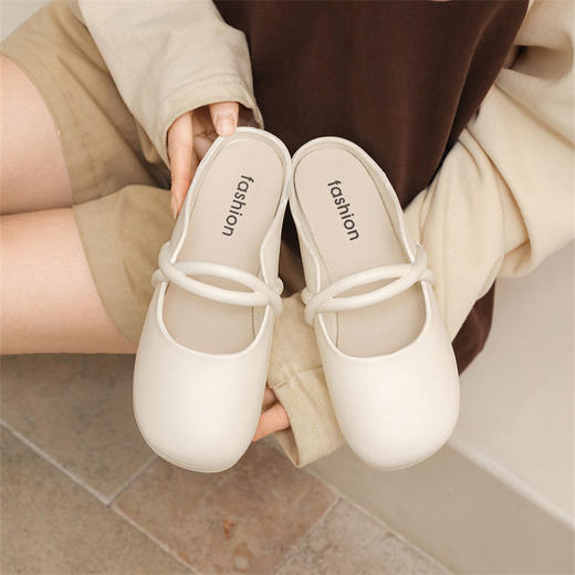 【懒人一脚蹬❗️超软包头拖鞋】个性的鞋头设计，做工精心细致，柔软亲肤，舒适不磨脚，超软春季脚蹬休闲时尚软底外穿平底包头鞋女QQ 商品图0