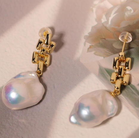 甄珠贝 明星同款巴洛克耳坠 ji光炫彩大巴 约15mm 油亮又有光泽 经典、灵动、精工银镀金配件 商品图2