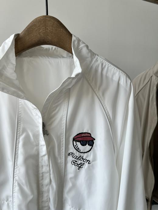 韩国🇰🇷高er夫malbon外套，这款是经典拉链设计，穿脱更方便，胸前logo点缀，超精致，后背立体压胶LOGO工艺，超级上档次，底摆处有抽绳、根据不同的环境需要，随时疏松拉紧抽绳，超洋气 商品图3