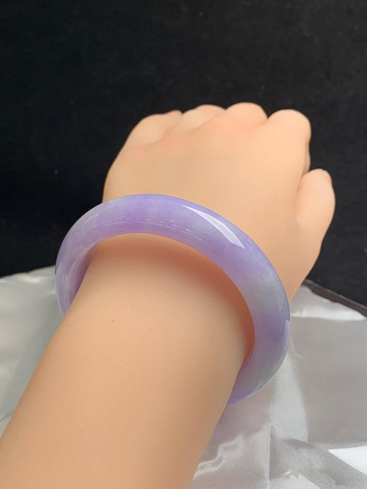 612722，54圈口，紫罗兰正圈平安镯，紫色浓郁，底子细腻 商品图4