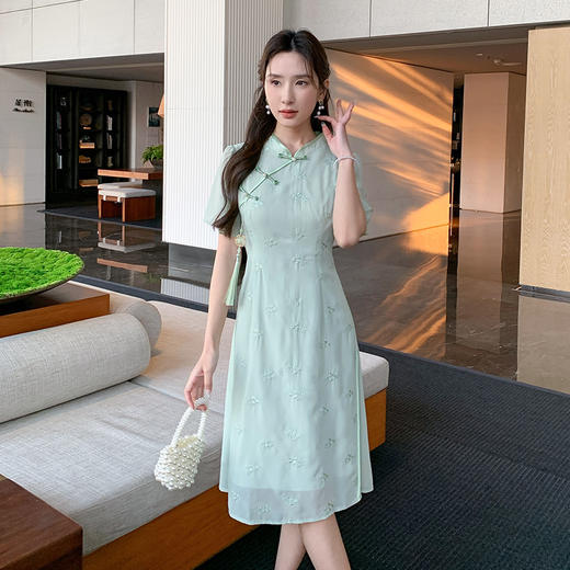【清仓超15天不保价】奢姿大码女装2025夏季新款胖妹妹气质立领改良旗袍轻奢休闲连衣裙9952890367【1】 商品图4