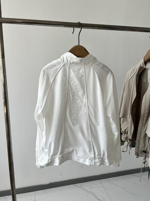 韩国🇰🇷高er夫malbon外套，这款是经典拉链设计，穿脱更方便，胸前logo点缀，超精致，后背立体压胶LOGO工艺，超级上档次，底摆处有抽绳、根据不同的环境需要，随时疏松拉紧抽绳，超洋气 商品图7