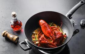 小金刚深型不粘煎炒锅，煎鱼丝滑不粘