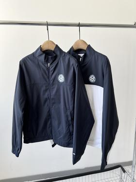25新款，日单高尔夫男款外套，日本的面料舒适度很高，透气微弹，简单的立领设计，百搭，日常或者运动穿都是不错的选择，数量少！下单速度