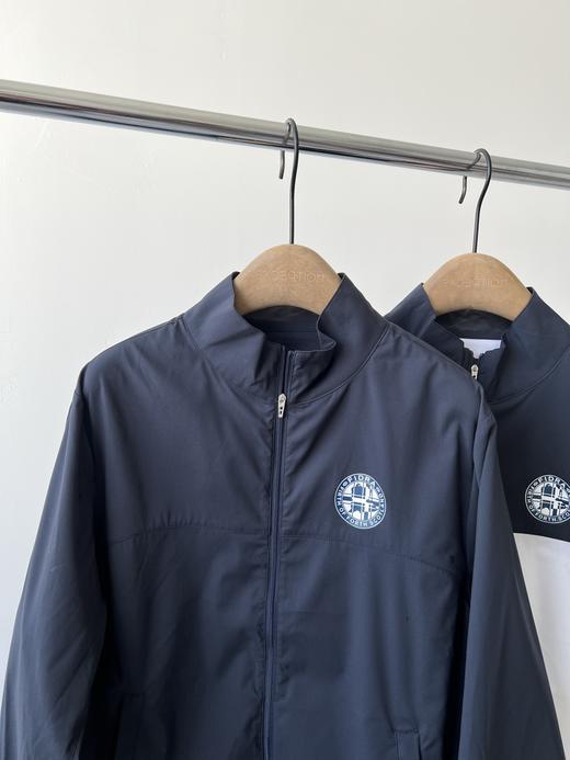 25新款，日单高尔夫男款外套，日本的面料舒适度很高，透气微弹，简单的立领设计，百搭，日常或者运动穿都是不错的选择，数量少！下单速度 商品图2