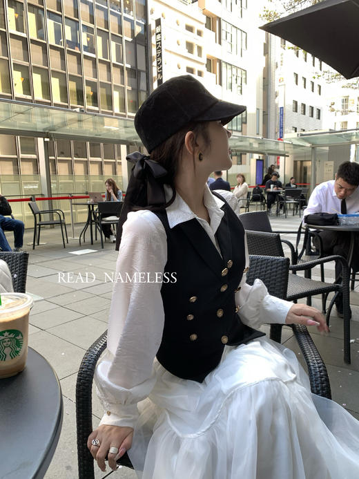 Read Nameless /显瘦到不行的质感马甲+暗纹收腰衬衫 2025/4/19 商品图2