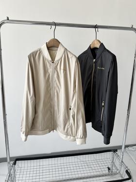 25新款日本🇯🇵高端高尔夫🏌品牌RESUrrection春款外套，专柜价3000+，超级高端的一个品牌，客供面料，有光泽度，质感超好，简单帅气的一款，胸前有LOGO，YKK双拉头，满满的高级感！