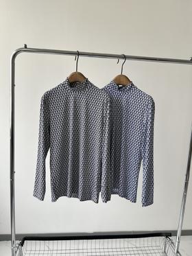 FG原单经典印花半高领T，韩国🇰🇷客供面料、有弹力，半高领印花LOGO设计，简单大气，百搭，面料冰冰凉凉的，既可以做防晒，又可以做打底，日常穿或者运动穿都合适！数量不多！