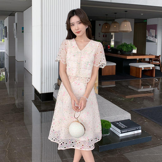 奢姿大码女装2025夏季时尚V领短袖连衣裙胖妹妹优雅修身显瘦裙子9952869638 商品图4