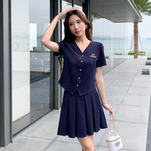 奢姿大码女装2025夏季气质V领两件套胖妹妹字母绣花时尚针织套装9952921826 商品图2