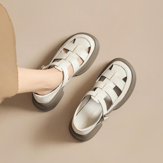 ZHR女鞋2025夏季新款厚底罗马凉鞋女真皮鞋子复古镂空包头猪笼鞋 商品图1