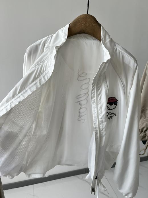 韩国🇰🇷高er夫malbon外套，这款是经典拉链设计，穿脱更方便，胸前logo点缀，超精致，后背立体压胶LOGO工艺，超级上档次，底摆处有抽绳、根据不同的环境需要，随时疏松拉紧抽绳，超洋气 商品图6