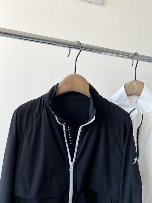 25春款，林德伯格原单高尔夫外套，面料有弹力，超舒服，薄厚适中，既可以做外套，又可以做防晒，下摆可以抽绳，简单帅气，双拉头设计！数量不多！ 商品图1