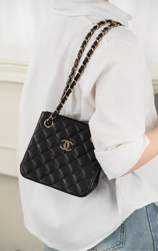 CHANEL香奈儿25Cminitote金色金属品牌微标Logo亮面粒纹小牛皮（HH） 商品图1