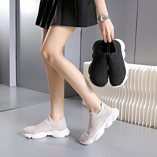 【性价比款】情侣款飞织一脚蹬鞋 | 一脚蹬设计、穿脱超方便、好看又好穿、鞋底柔软、不累脚 商品图3