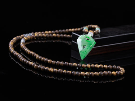 XY0260沉香+翡翠飘绿复古挂件 商品图6