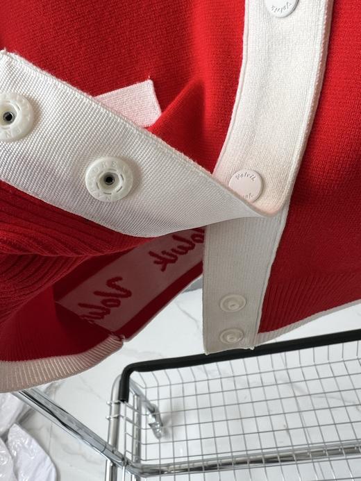 25春款，VOLiK原单针织🧶开衫，纯纯的原单货，难得好货，接受任何形式的验货，数量极少，辅料齐全，全原，春天必备单品，怎么搭都好看的一款！ 商品图5