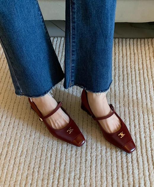 赛赛同款肌理纹玛丽珍方跟法式通勤鞋 商品图9