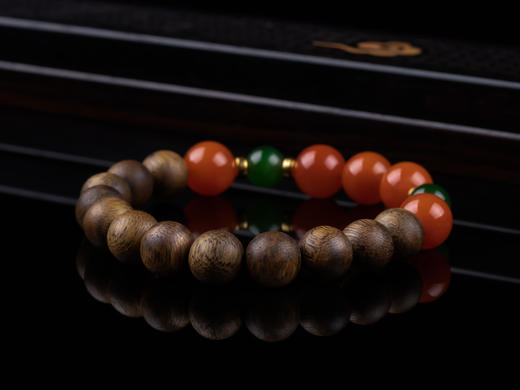 XY0241沉香+碧玉南红转运手串 商品图5