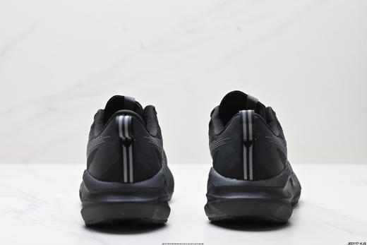 亚瑟士ASICS NOVABLAST 5 LE轻量休闲运动跑步鞋1011B974-500男女鞋 商品图5