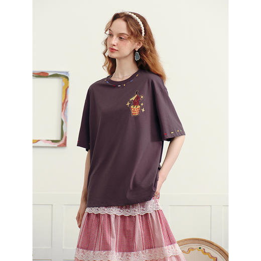 两三事 童眸启示 2025夏季新款可爱刺绣短袖棉质t恤女宽松 商品图3