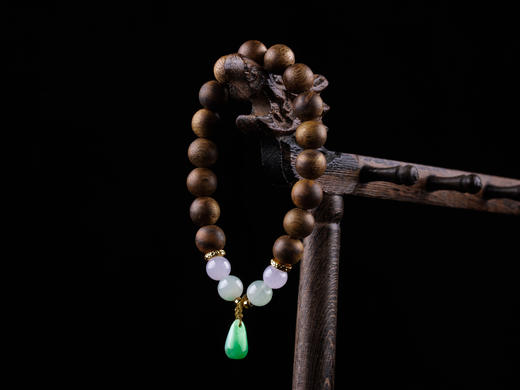 XY0240沉香+阳绿随形翡翠小提溜手串 商品图8