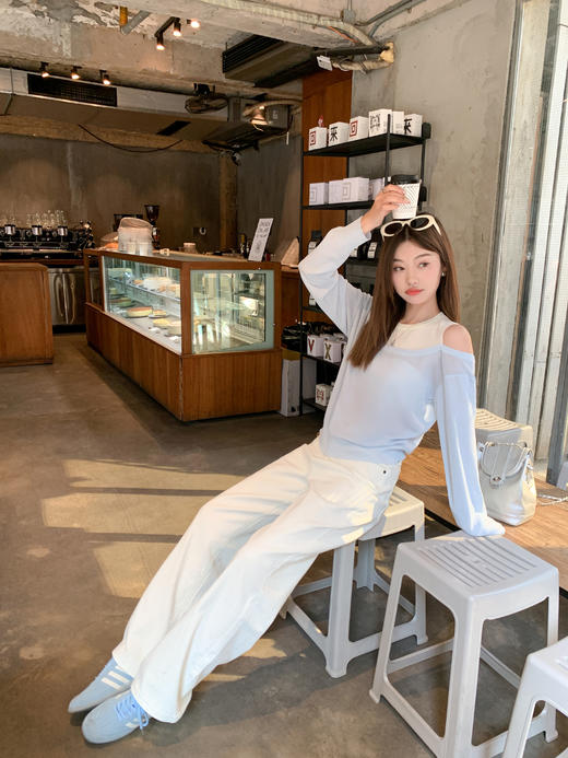 【149元任选2件】现货！蓝色露肩针织衫 商品图6