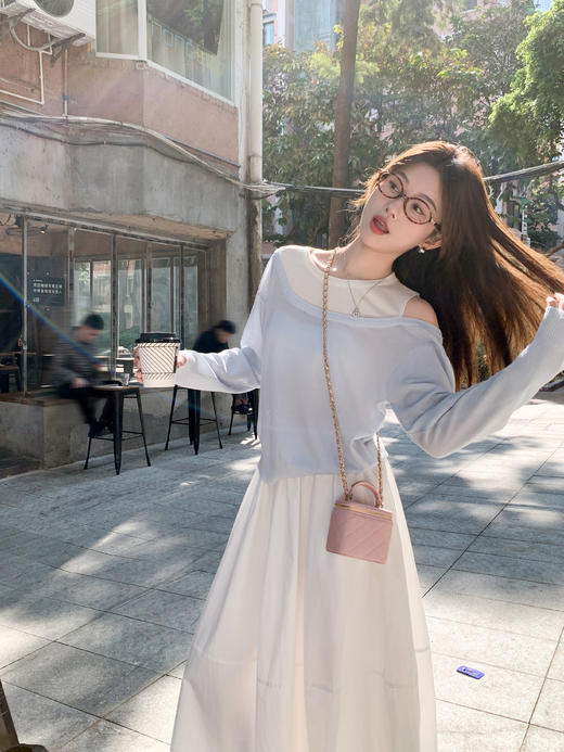 【149元任选2件】现货！蓝色露肩针织衫 商品图10