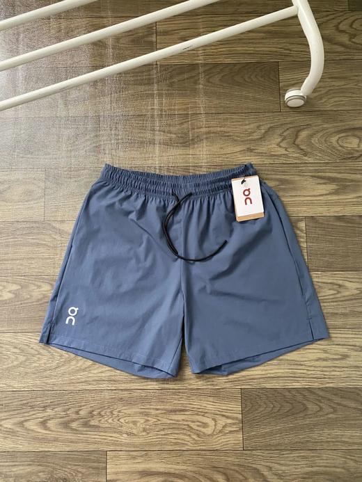 昂跑on2025专柜新款男士不过膝短裤 商品图3