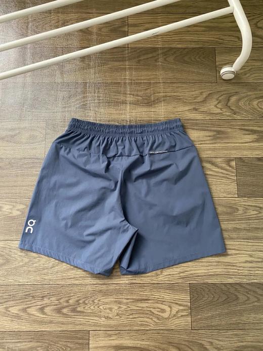 昂跑on2025专柜新款男士不过膝短裤 商品图4