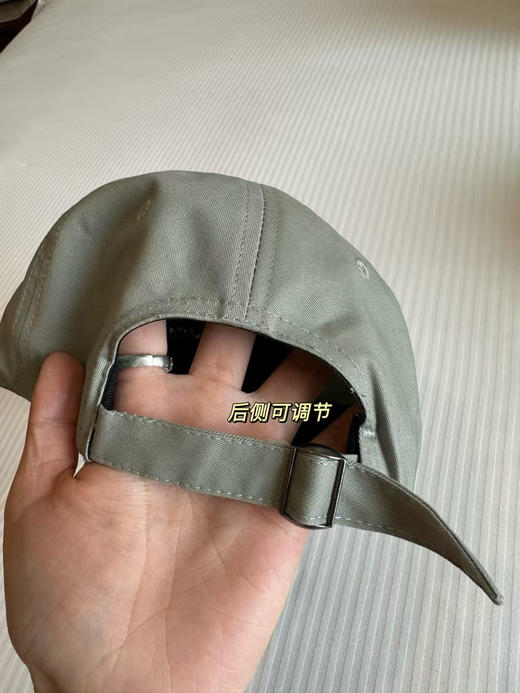 原单正品雪峰春夏款 情侣鸭舌帽，三个色。男女同款，头围可调节。代工厂正单来的，大家看实拍，所见即所得，品质非常高，我带了一下午，这个帽子太喜欢了 商品图5