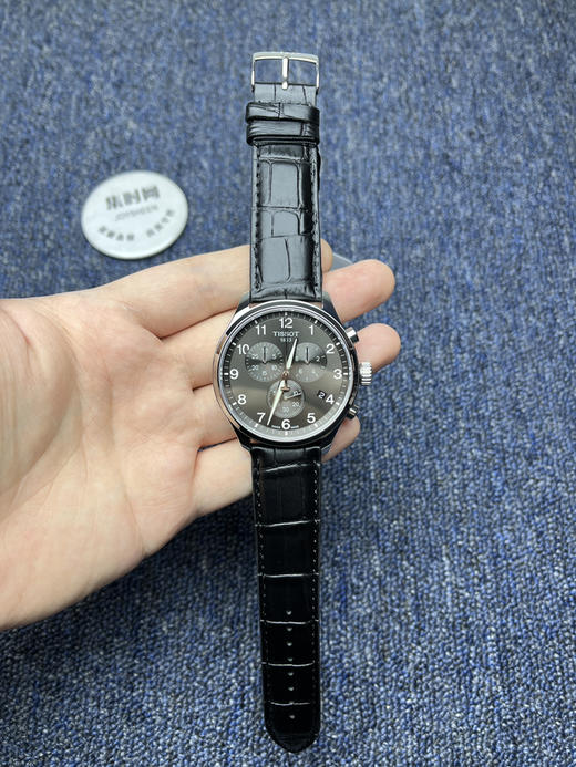 原单品质 TISSOT天梭 男士腕表
型号：速驰系列T116.617
机芯：瑞士ETAG10.212石英机芯 商品图0