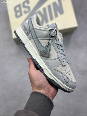 夏季特惠💰330 Nike SB Dunk Low “北面联名—猪八白蓝勾” 周年高端定制 低帮休闲板鞋