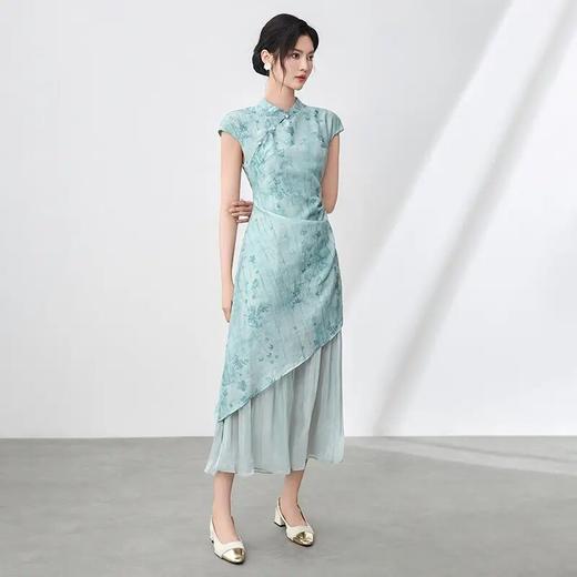 【高货wl】全新升级【铂金会员321/天猫429/差价108】(95204) 洛诗琳新中式温婉优雅假两件暗纹提花拼压褶琉光纱连衣裙 商品图2