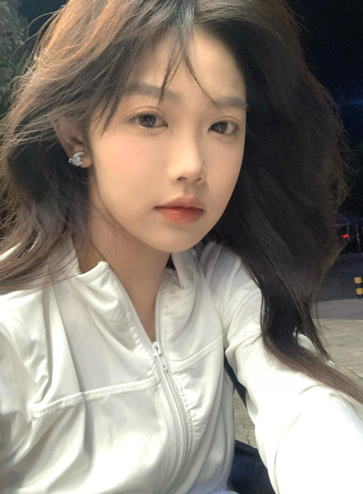 【日抛和半年抛】 水色梦 fullygift  |  大直径14.5，着色直径13.8 |【同品牌多盒或多副购买更划算，具体活动可以咨询在线客服】灰色美瞳 无锁边美瞳 商品图6