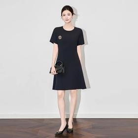【高货wl】全新升级【铂金会员330/天猫439/差价109】(01914) 洛诗琳雅致通勤极简时尚感端庄大气圆领短袖女夏连衣裙