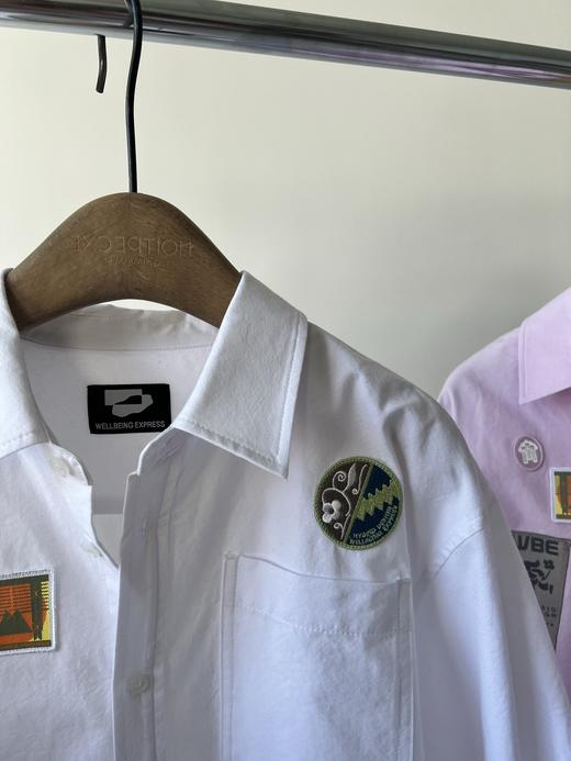 25春款原单衬衫，纯原单货，纯棉材质，超有质感，简单大气的Ov resize风，既可以内搭做衬衫，又可以外穿，胸前贴不绣设计，减龄又有设计感！数量不多！ 商品图3