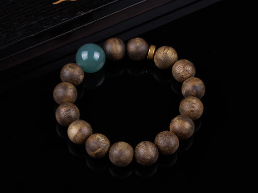 XY0192沉香+翡翠天空蓝大圆珠18K金手串 商品图6