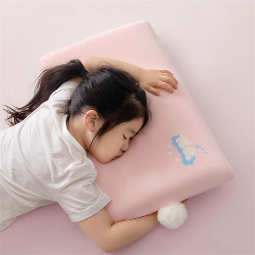【儿童专用枕】软软云感儿童太空记忆枕 柔滑亲肤裸感护颈枕 商品图2