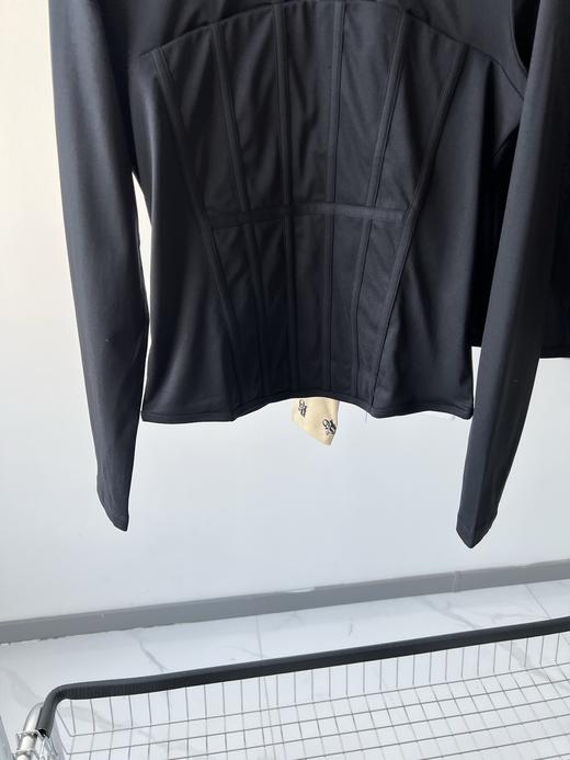 高尔夫🏌‍♀纯原单单PG打底衫，超级好看的一款，工艺复杂，面料有弹力，舒服好穿，立领设计拼接设计，更好的修饰腰身，拉伸身高比例！数量不多 商品图2