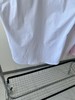 25春款原单衬衫，纯原单货，纯棉材质，超有质感，简单大气的Ov resize风，既可以内搭做衬衫，又可以外穿，胸前贴不绣设计，减龄又有设计感！数量不多！ 商品缩略图9