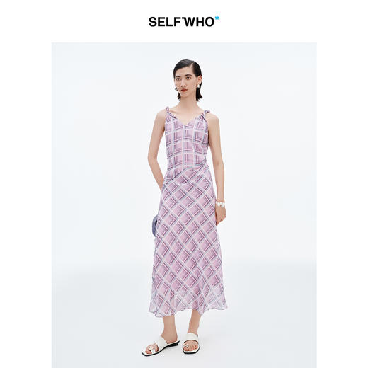 SELFWHO粉紫格纹V领扭结肩带连衣裙女2025夏新款捏褶收腰设计裙子 商品图3