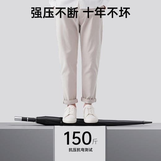 【可容纳一家人】左都 竹节伞 超大伞面 暴雨不湿腿不湿肩 加粗加厚加固 可抗8级大风 强压不断 双排双线 0渗透 一键开伞 一甩即干 可撑3-5人 ZD222 商品图6