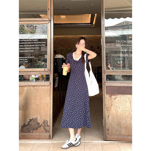 【169元任选2件】现货秒杀！卖完下架不再补 ！V领蕾丝碎花连衣裙 商品图1