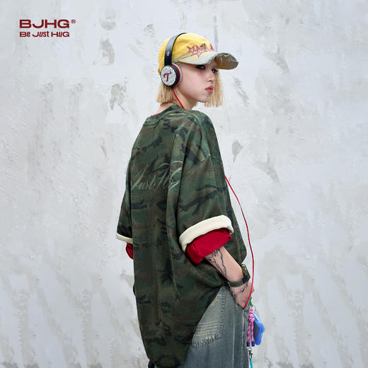 BJHG不计后果 迷彩短袖t恤女夏季潮仿麂皮绒美式高街宽松复古上衣 商品图3